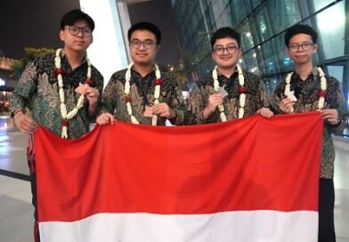 Siswa Indonesia Raih 2 Medali Perak dan 2 Medali Perunggu pada Ajang IChO ke-57 di Uni Emirat Arab
