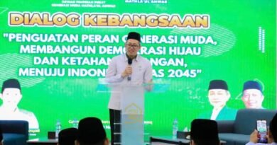 Ketum DPP Generasi Muda Mathla'ul Anwar, Ahmad Nawawi memberikan sambutan pada dialog kebangsaan yang digelar di Kota Tangerang Banten akhir November 2025