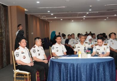 Kepala Kantor Imigrasi Cilegon Hadiri Penyuluhan Hukum Penegakan Hukum Keimigrasian Pasca KUHAP 2025 Kepala Kantor Imigrasi Cilegon Hadiri Penyuluhan Hukum Penegakan Hukum Keimigrasian Pasca KUHAP 2025