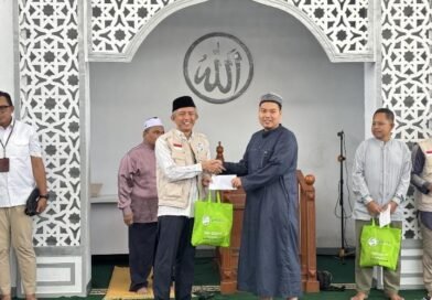 Wujudkan Kepedulian Sosial, Karyawan PT IPC TPK Salurkan Zakat Melalui LAZISKU untuk Masyarakat Jakarta Utara Wujudkan Kepedulian Sosial, Karyawan PT IPC TPK Salurkan Zakat Melalui LAZISKU untuk Masyarakat Jakarta Utara