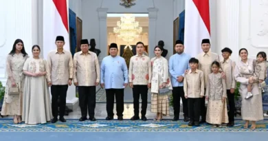 Pererat Silaturahmi Idulfitri 1447 H, Wapres Hadiri Gelar Griya di Istana Merdeka Pererat Silaturahmi Idulfitri 1447 H, Wapres Hadiri Gelar Griya di Istana Merdeka