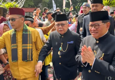 Hadiri Lebaran Betawi 2026, Gubernur Pramono Dorong Pelestarian Tradisi di Tengah Keberagaman Hadiri Lebaran Betawi 2026, Gubernur Pramono Dorong Pelestarian Tradisi di Tengah Keberagaman