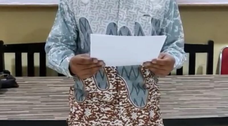 Catut Nama Ketua PWI Kota Tangerang Pemuda 21 Tahun Minta Bantuan ke Wali Kota Tangerang