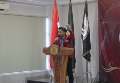 Guru Dan Janji Kesejahteraaan Yang Terus Direvisi Guru Dan Janji Kesejahteraaan Yang Terus Direvisi