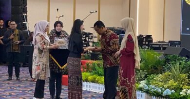 Kemenkum Malut Hadiri Serah Terima Jabatan Kapolda Maluku Utara Kemenkum Malut Hadiri Serah Terima Jabatan Kapolda Maluku Utara