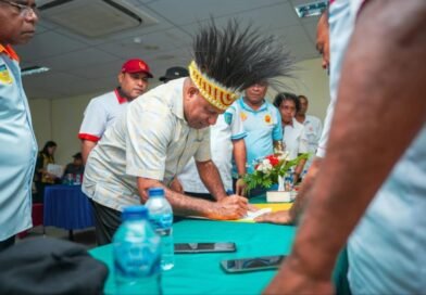 Matius D Fakhiri Calon Tunggal Ketua Umum KONI Papua