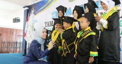 Bupati Serang Ratu Zakiyah: Orang Tua Madrasah Pertama bagi Anak