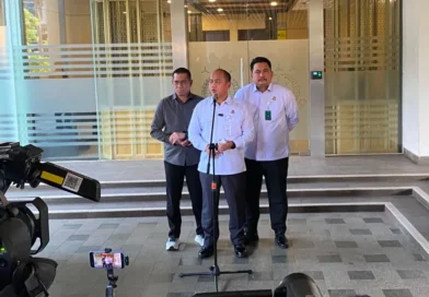 Kejagung Terbitkan 3 Sprindik dan Bentuk Tim Khusus 9 Penyidik Tangani Perkara Penyerahan Kortas Tipikor Polri Kejagung Terbitkan 3 Sprindik dan Bentuk Tim Khusus 9 Penyidik Tangani Perkara Penyerahan Kortas Tipikor Polri