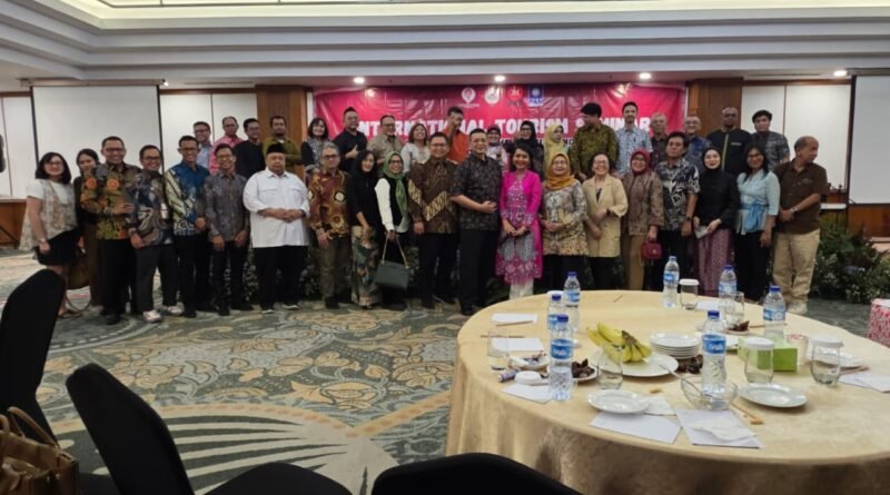 Program Doktoral Ilmu Komunikasi Universitas Sahid, Pengabdian Kepada Masyarakat Dalam Mendorong Perkuatan Ekonomi Negara Melalui Pariwisata Program Doktoral Ilmu Komunikasi Universitas Sahid, Pengabdian Kepada Masyarakat Dalam Mendorong Perkuatan Ekonomi Negara Melalui Pariwisata