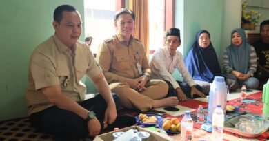 Takziah ke Rumah Korban, Budi Rustandi Minta Sopir Bus Maut Diproses Tegas