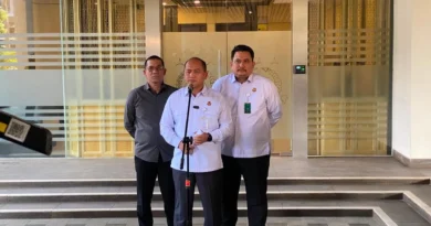 JAM PIDSUS Kejagung Periksa 6 Orang Saksi Perkara Tata Kelola MBG di BGN, Salah Satunya Pemasok Ompreng JAM PIDSUS Kejagung Periksa 6 Orang Saksi Perkara Tata Kelola MBG di BGN, Salah Satunya Pemasok Ompreng
