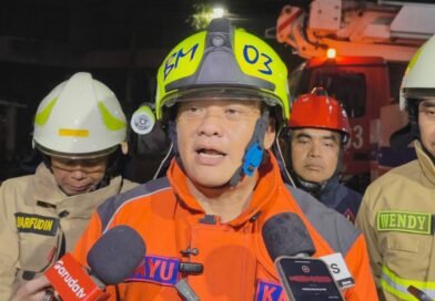 Kebakaran Gedung Dinas Teknis Abdul Muis Dipadamkan, Layanan Publik Tetap Berjalan