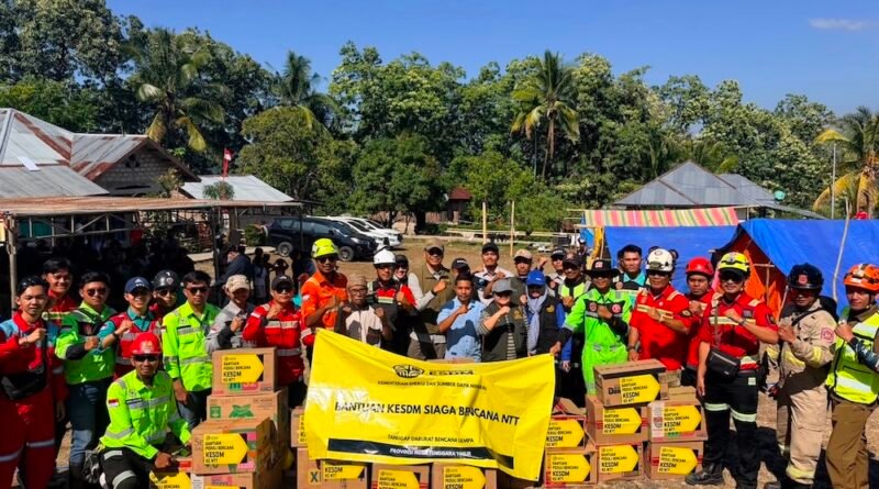 Bantuan Kebutuhan Dasar Disalurkan, ESDM Pastikan Respons Bencana Berjalan Sesuai Kebutuhan Lapangan Bantuan Kebutuhan Dasar Disalurkan, ESDM Pastikan Respons Bencana Berjalan Sesuai Kebutuhan Lapangan