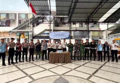 Belasan Aparat Penegak Hukum lakukan Razia di Lapas Sumedang Belasan Aparat Penegak Hukum lakukan Razia di Lapas Sumedang