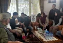 Kunjungi Keluarga Korban Banjir Bandang Solok, Wapres Sampaikan Duka Cita Kunjungi Keluarga Korban Banjir Bandang Solok, Wapres Sampaikan Duka Cita