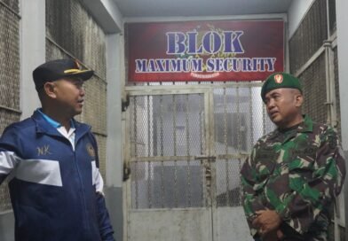 Sidak Gabungan, Lapas Purwokerto Bersama TNI, Polri dan BNN Perkuat Keamanan Kamar Hunian Sidak Gabungan, Lapas Purwokerto Bersama TNI, Polri dan BNN Perkuat Keamanan Kamar Hunian