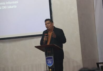 Ketua KI DKI: Saatnya Mahasiswa Kritisi Sistem Dominasi “Fraksi” di Parlemen Hambat Demokrasi Substansial Ketua KI DKI: Saatnya Mahasiswa Kritisi Sistem Dominasi “Fraksi” di Parlemen Hambat Demokrasi Substansial