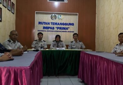 Perkuat Sinergi Pengusulan Hak Integrasi, Bapas Magelang Hadiri Sidang TPP Rutan Temanggung Perkuat Sinergi Pengusulan Hak Integrasi, Bapas Magelang Hadiri Sidang TPP Rutan Temanggung